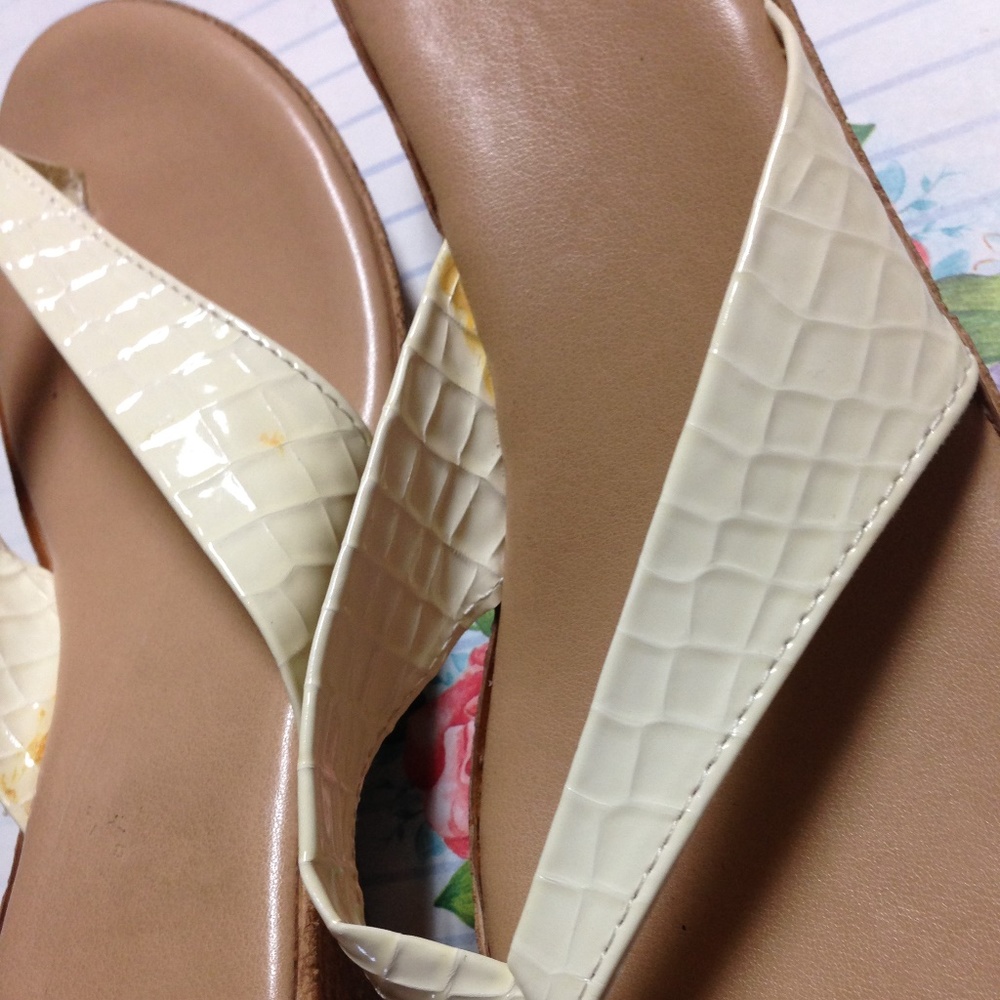 Seychelles 'Santorini' Wedge Heel Thong Flip Flops - Picture 4 of 8